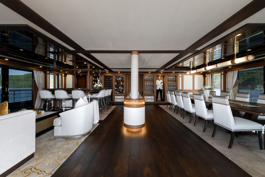 Main Salon (33)