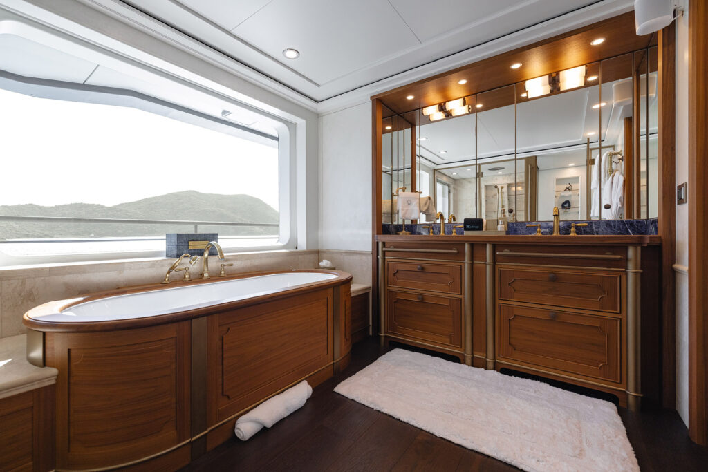 Master Cabin 1 (3)