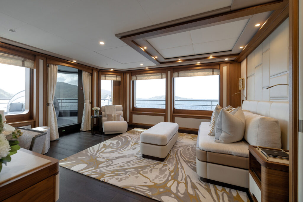 Master Cabin (10)
