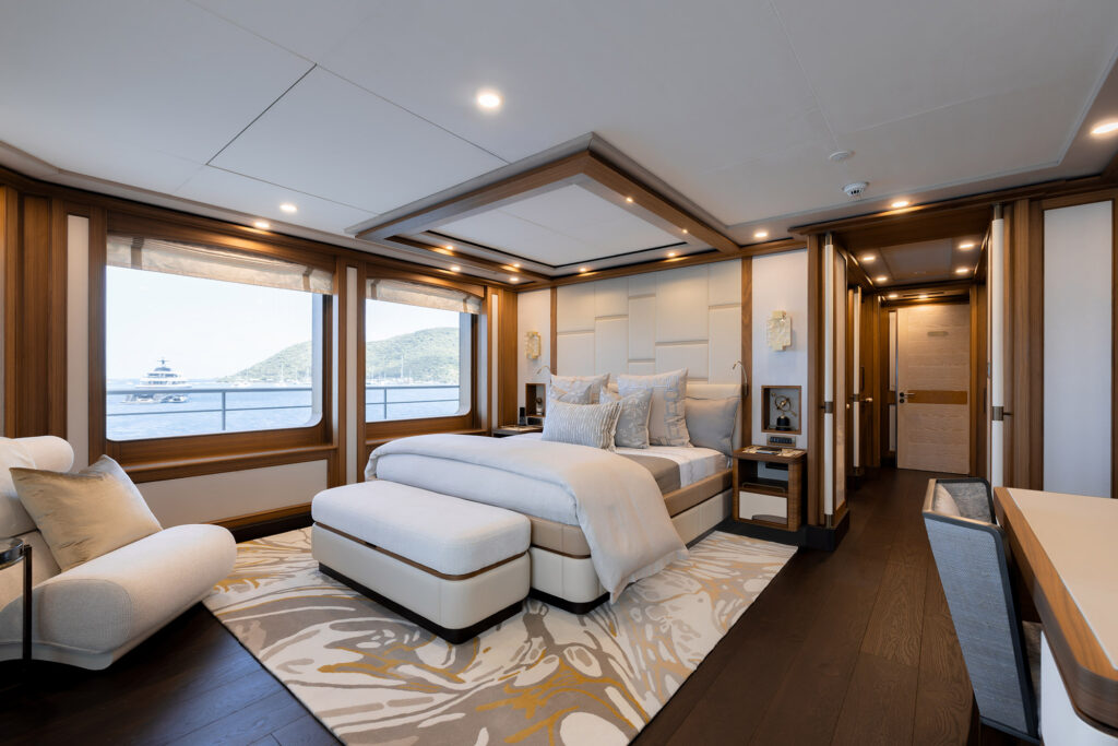 Master Cabin (13)