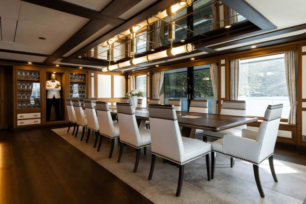 dining interior (2)